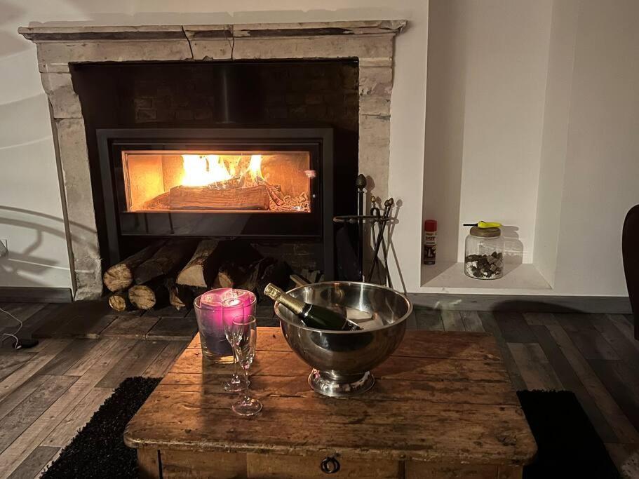 Cottage Cocooning Romantique Avec Jaccuzzi Prive Ancinnes Exterior foto